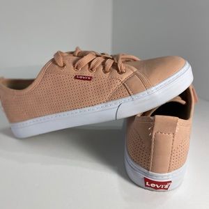 Peach/ Nude Women’s Levi’s Sneakers